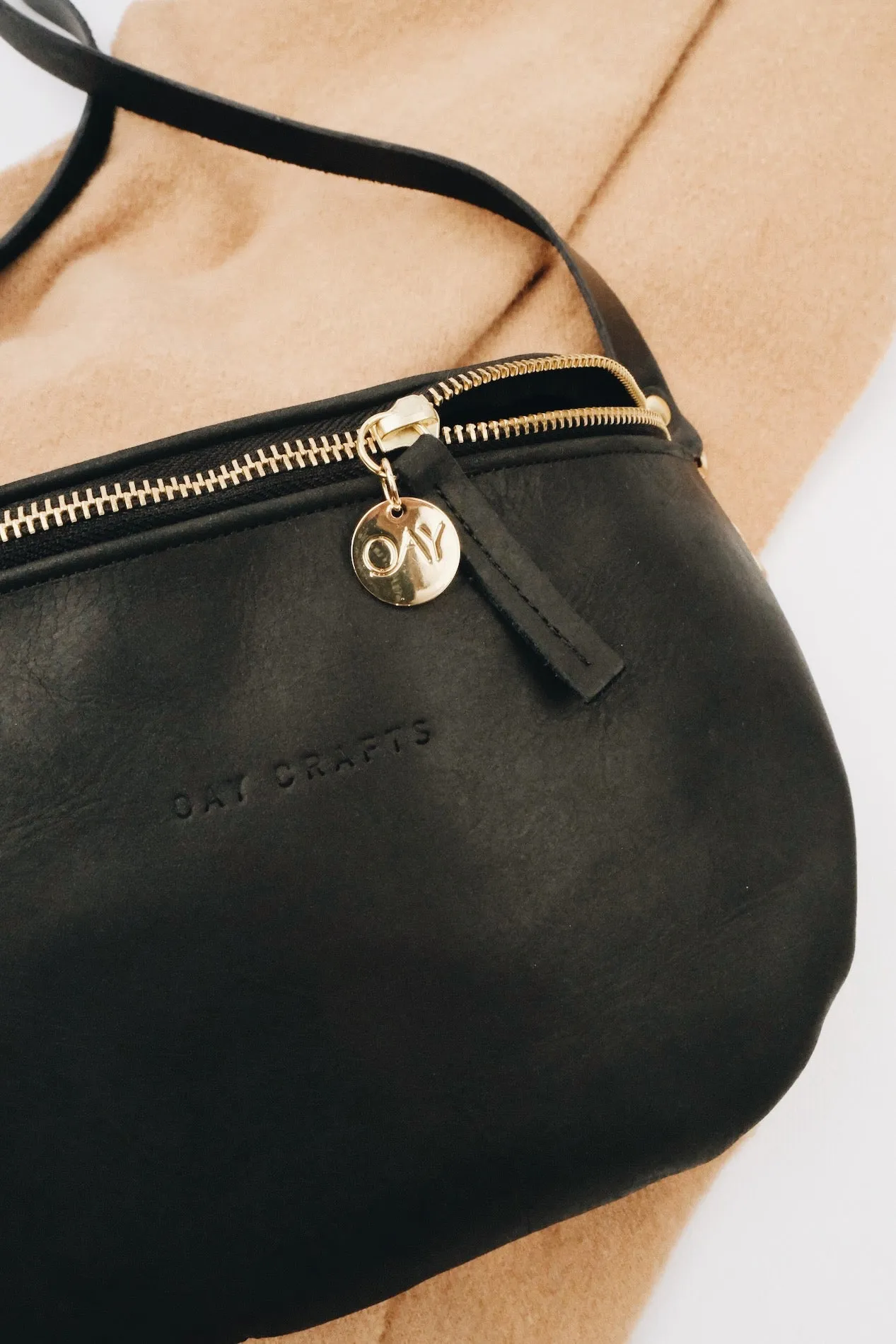 Brusttasche TULLY LARGE | schwarz
